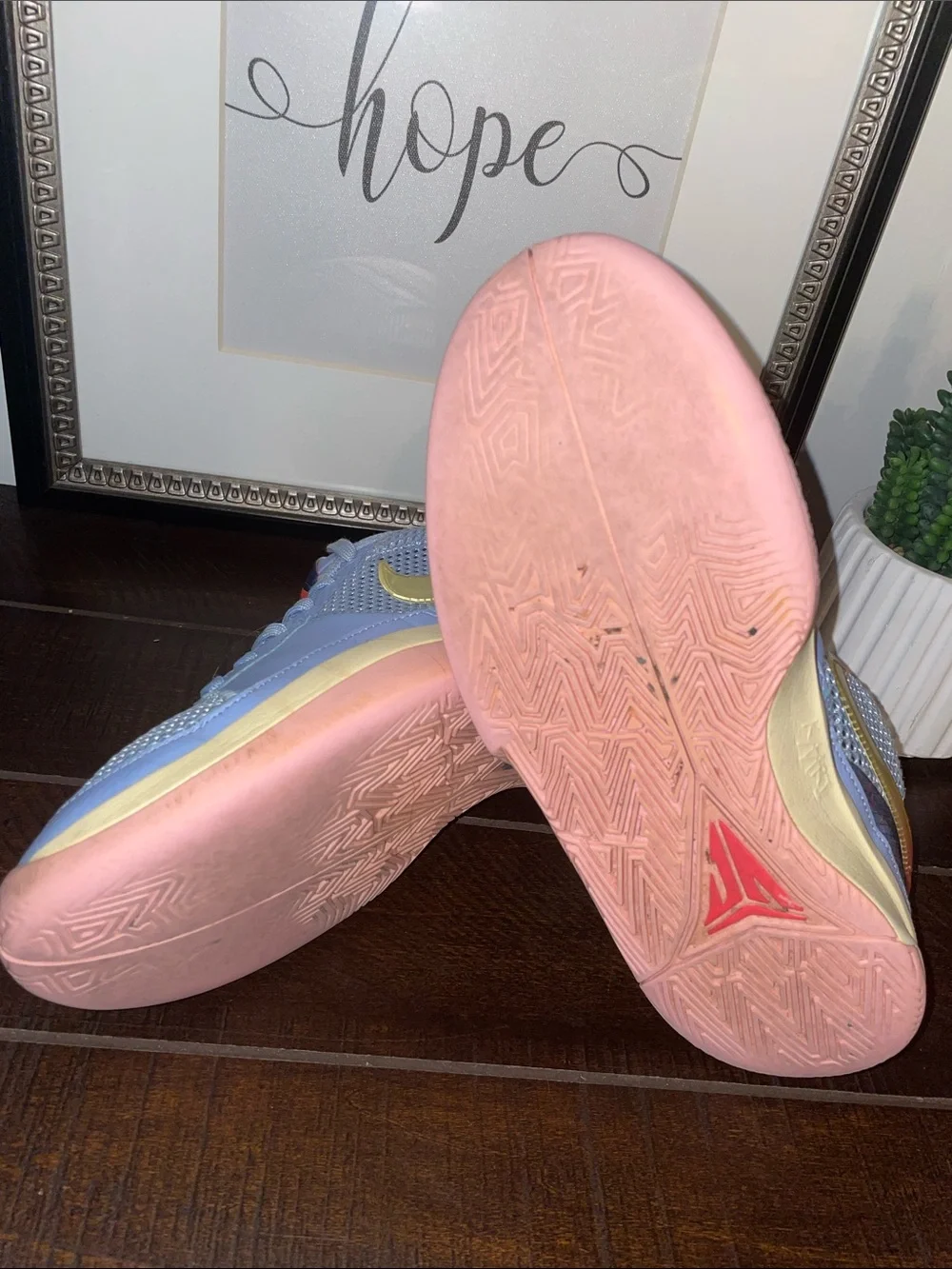 Nike Ja 1 Day 1 Ja Morant Low-Top Basketball Sneakers Size 6Y Unisex Women’s 7.5